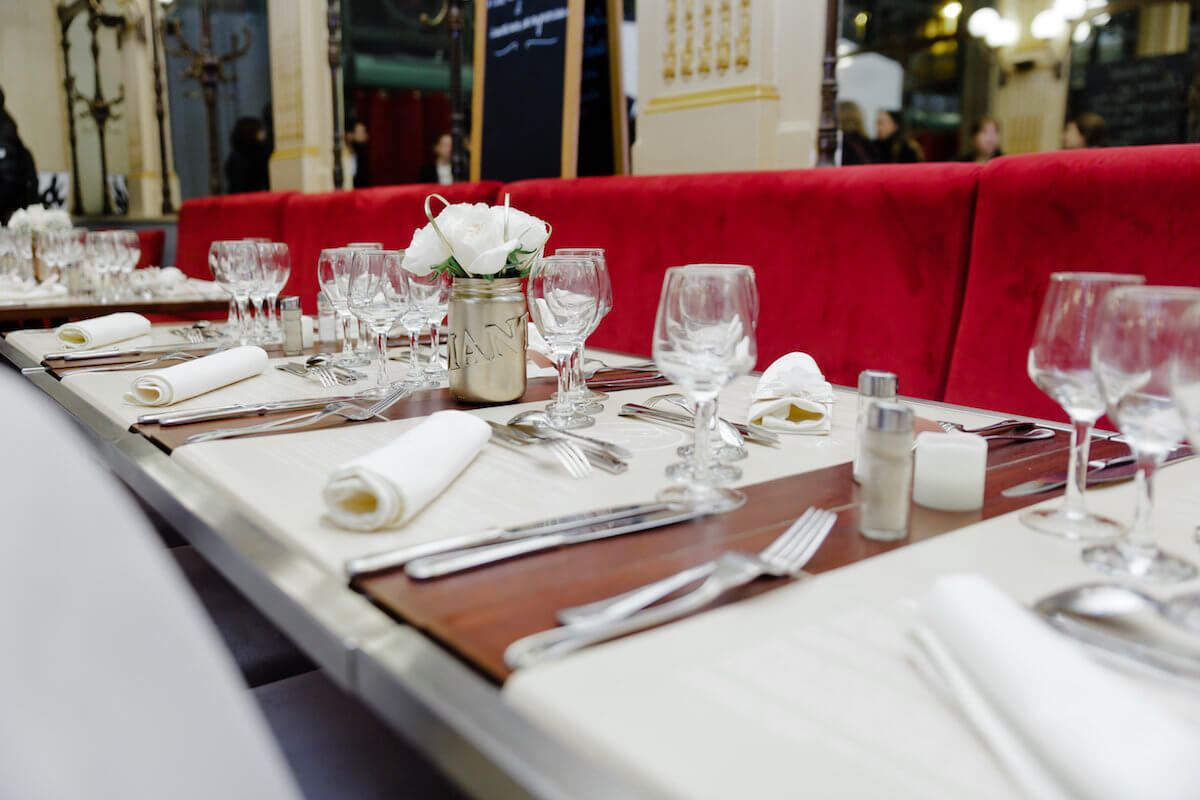 Toutes nos photos de mariages & de traiteurs du restaurant Brasserie du Commerce Toutes nos photos de mariages & de traiteurs du restaurant Brasserie du Commerce
